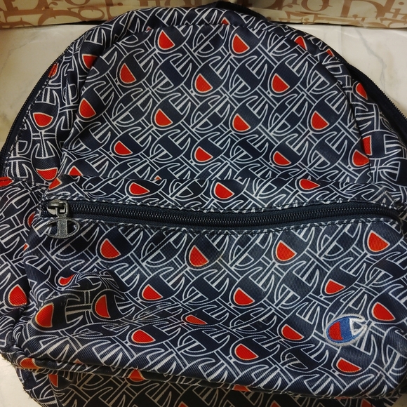 Champion Mini Backpack EUC - Picture 5 of 12